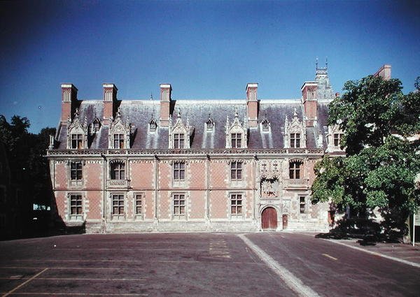 Fasade på Ludvig XII-fløyen, 1498-1503 av French School