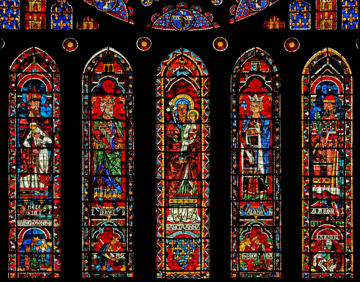 Figurer under nordrosevinduet: Melkisedek, David, St. Anne, Salomo, Aron og scener (w121) av French School