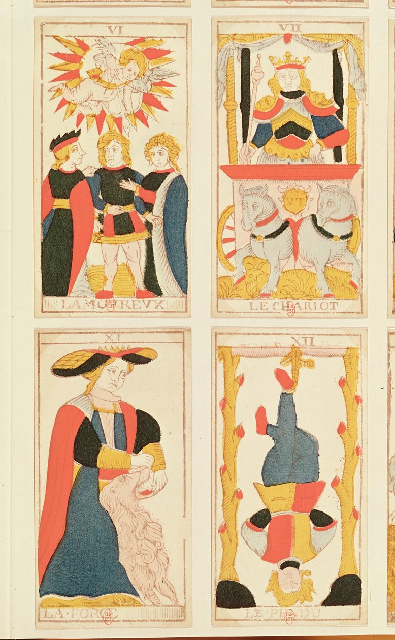 Fire tarotkort som viser The Lovers, The Chariot, Strength and The Hanged Man (farget tregravering) av French School