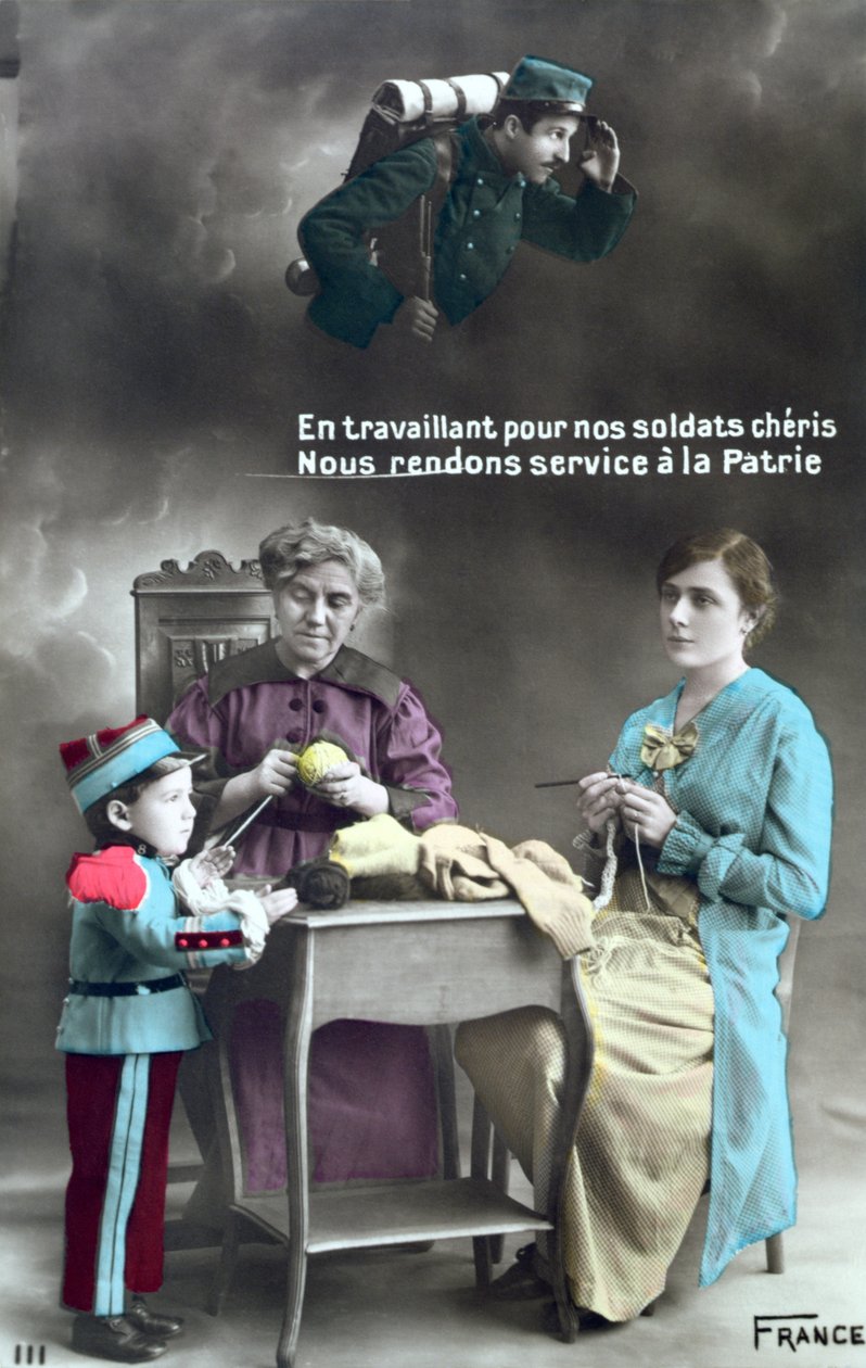 Fransk patriotisk postkort som skildrer kvinners rolle under første verdenskrig 1914-18, 1915 av French School