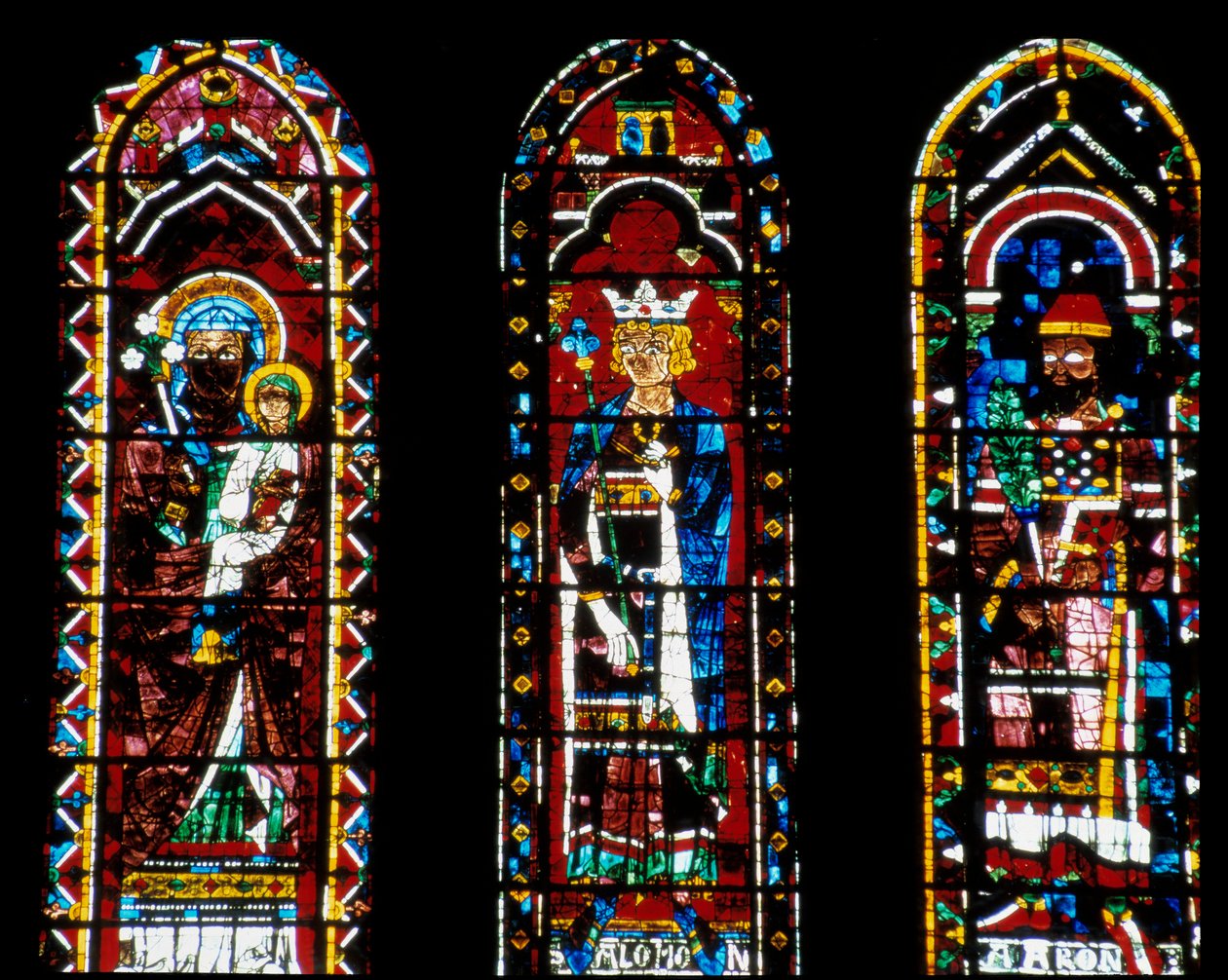 Gotisk kunst: Saint Anne the More, Salomo og Aron. Lansetter under Rosace du Nord (kalt Rosace of the Virgin, ca. 1235) av Cathedrale Notre Dame de Chartres (Eure et Loir). av French School