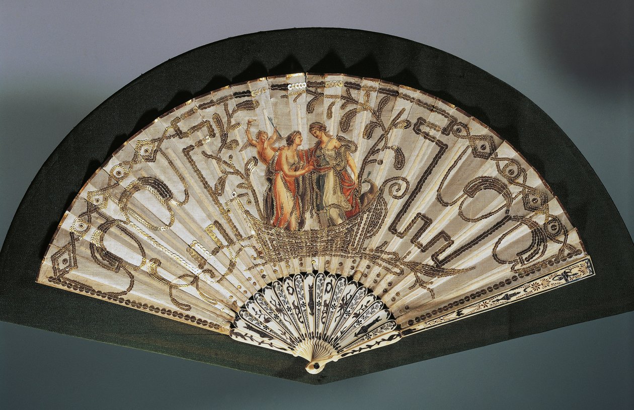 Håndvifte med Venus og Juno, silkeblad med broderi og paljetter, sølvdemascenert gjennomboret beinbeskyttelsespinne av French School