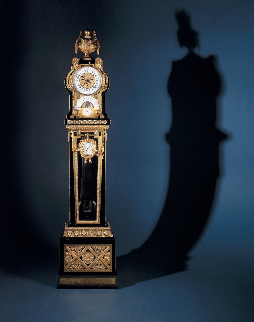 Louis XVI Grande Sonnerie Astronomical Perpetual Calendar Regulateur de Parquet (ormolu-montert ibenholt) av French School