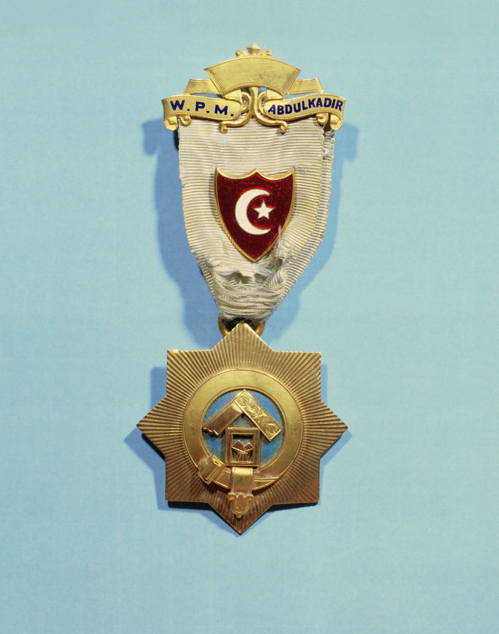 Masonic Insignia of Abd el-Kader (emalje, metall og silke) av French School