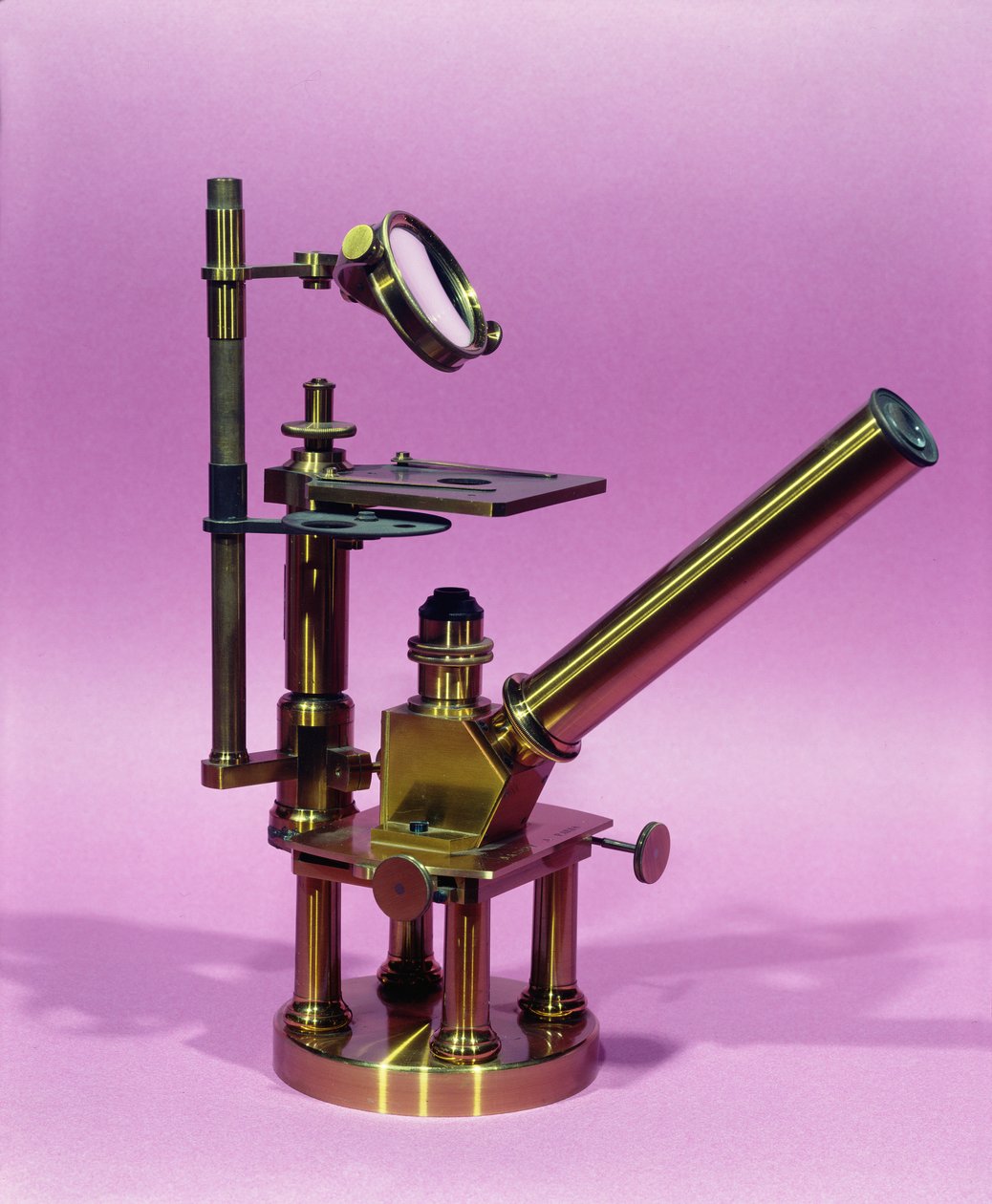 Mikroskop som tilhører Louis Pasteur (1811-95) (metall) av French School