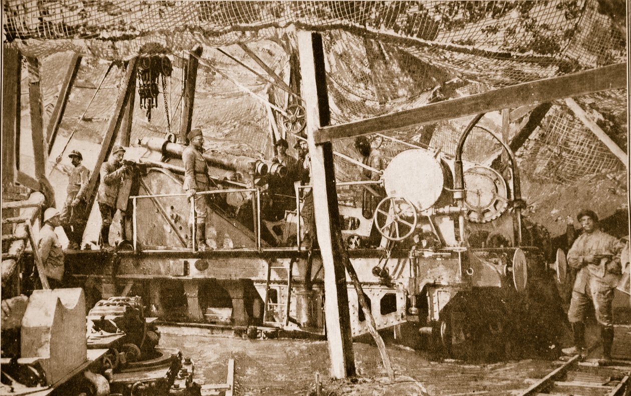 En av de tunge kanonene som ble brukt av de allierte i sin massive skjermede posisjon på Somme, 1914-19 av French School