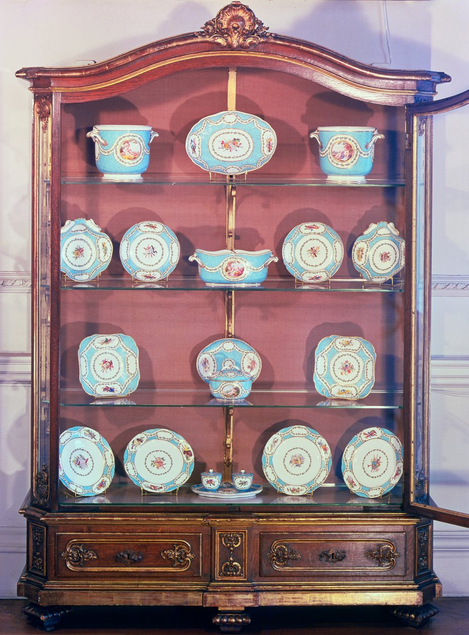 En del av Sevres Melbourne Service, 1770-71 (mykpasta porselen) av French School