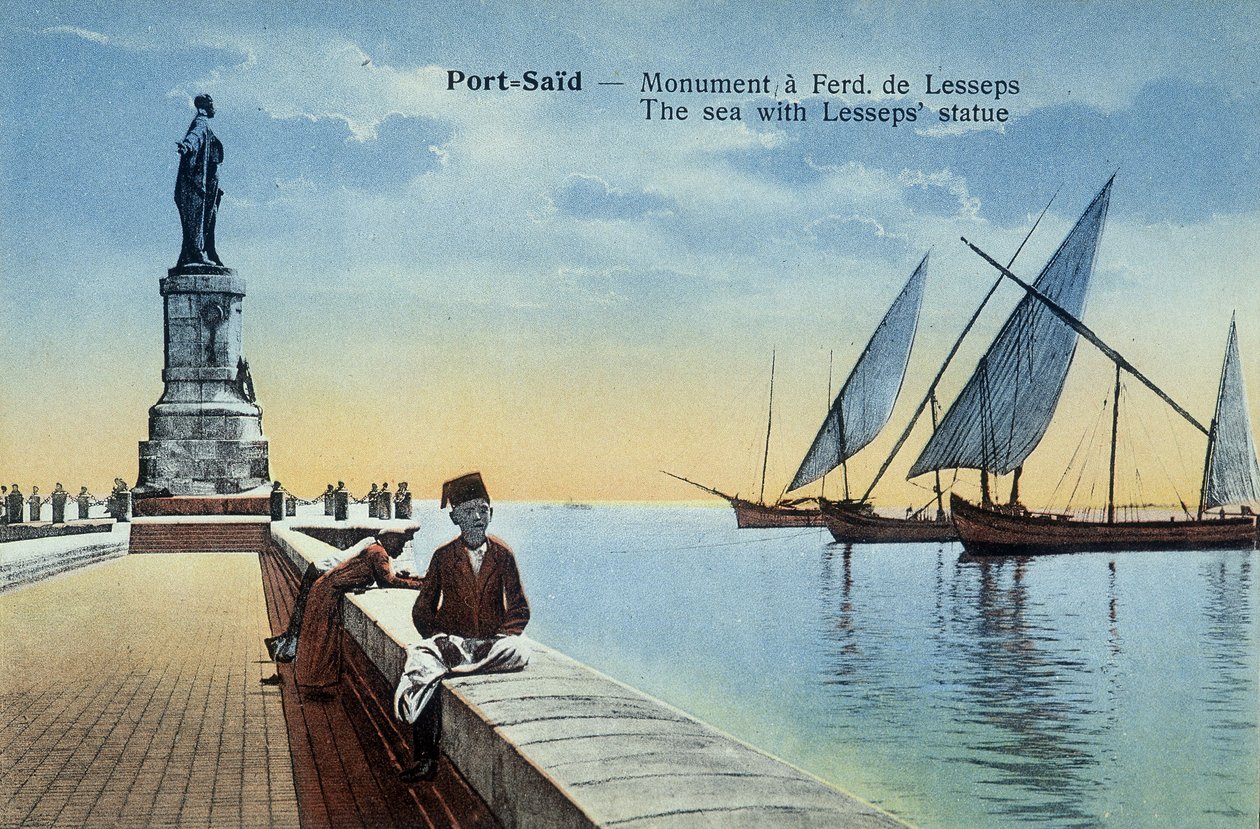 Port Said postkort. Monument dedikert til Fernand de Lesseps med utsikt over havnen og havet. Rundt 1900 (postkort) av French School