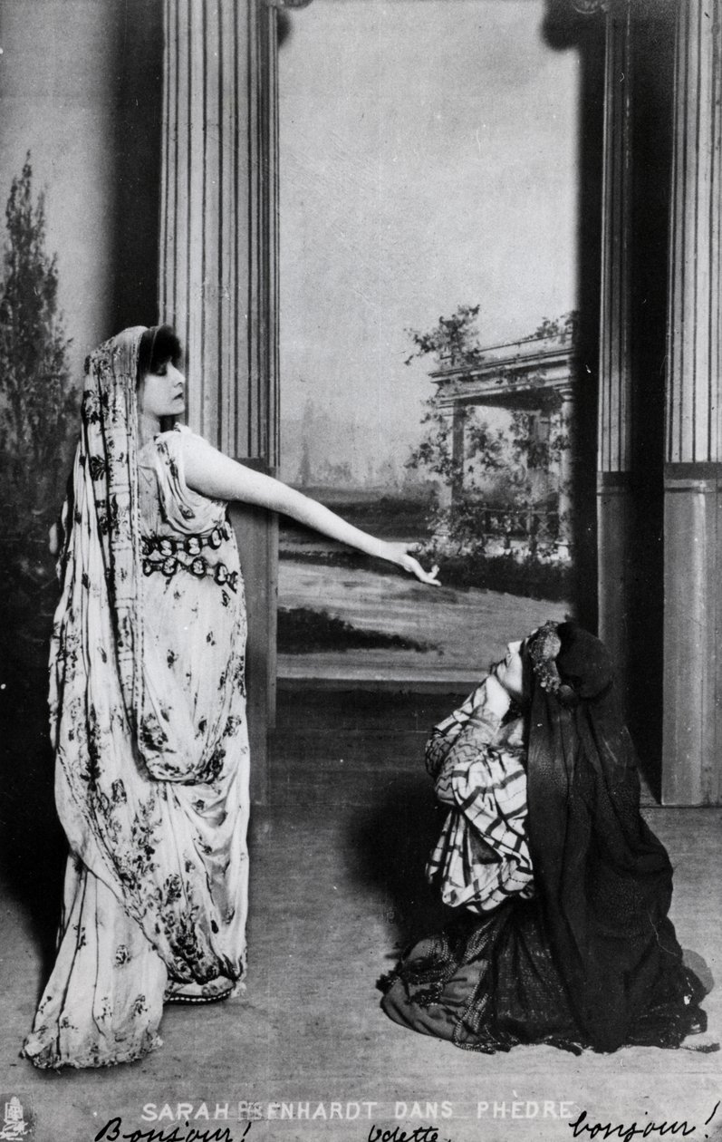 Postkort som viser Sarah Bernhardt (1844-1923) i Phedre av Jean Racine (1639-99) sent på 1800-tallet av French School