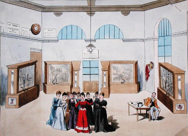 Scenografi for en operette med kvinnelige operatører i en sentral telefonsentral. slutten av 1800-tallet (farge litho) av French School