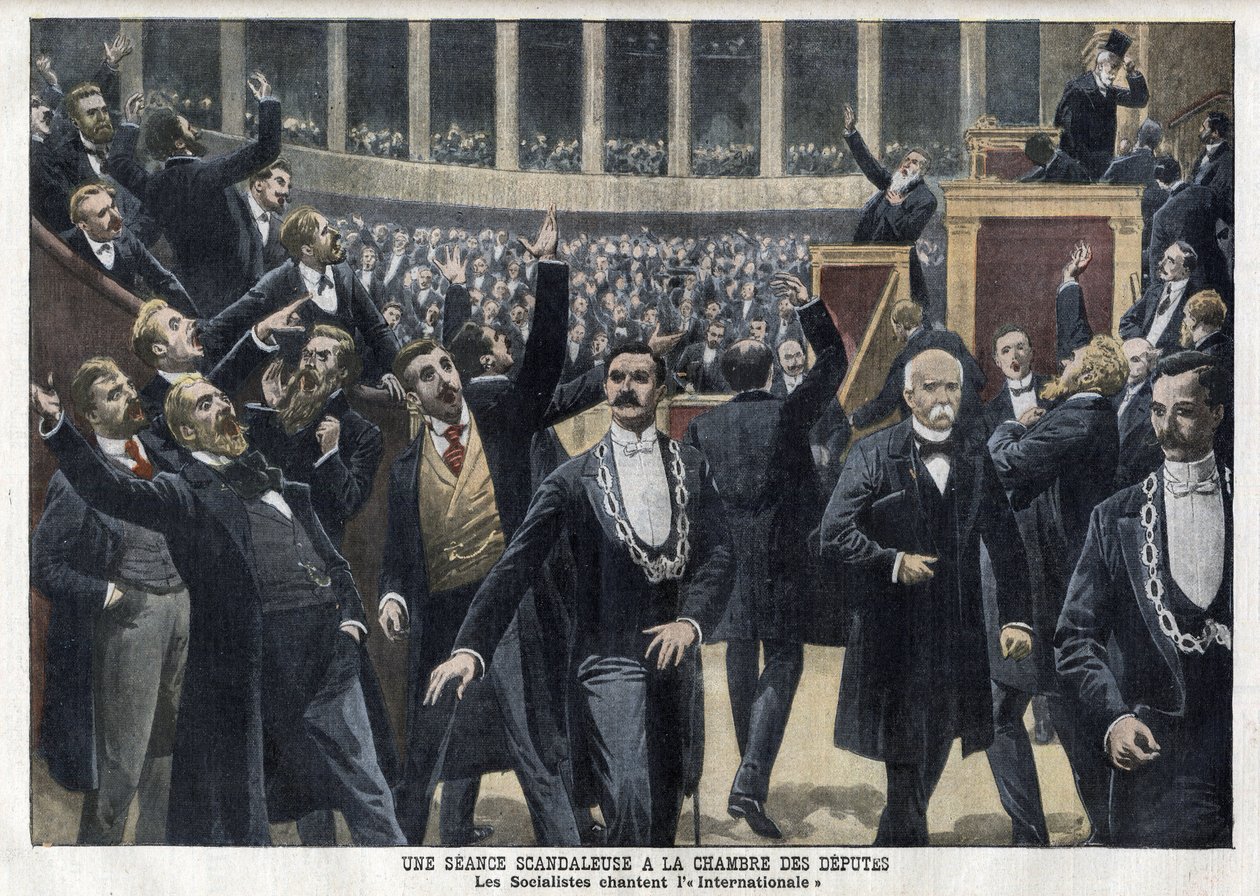 Socialists singing The International at Chamber of Deputies in France in the middle of a session in the presence of Georges Clemenceau (1841-1929) - “Le Petit Journal”, May 1909 (engraving) av French School
