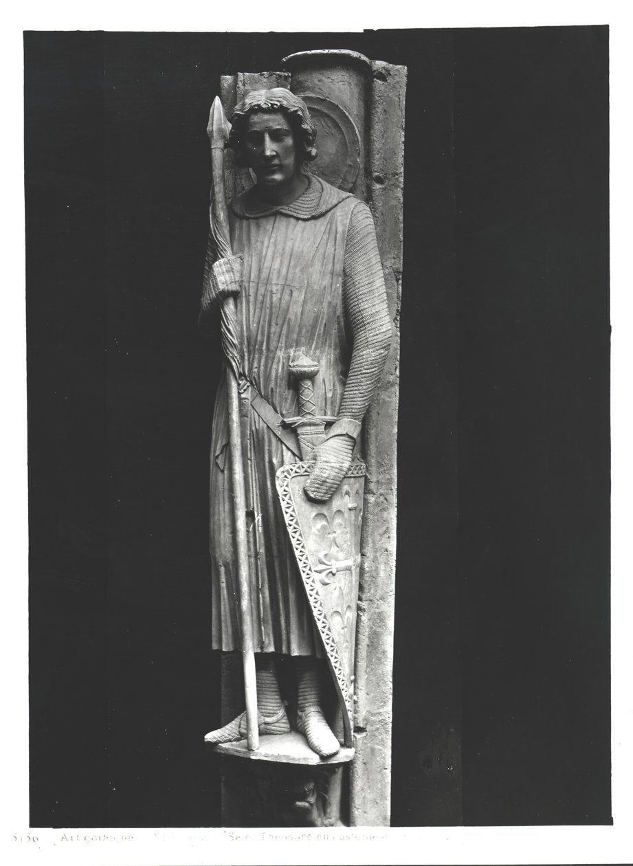 St. Theodore kledd som en ridder, relieffskjæring, ca. 1230 av French School