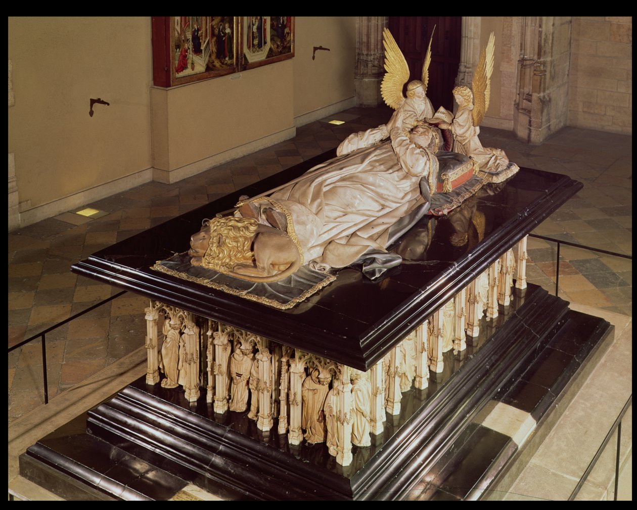 Graven til Filip den dristige, hertugen av Burgund (1342-1404), av Jean de Marville (d.1389), Claus Sluter (d.14056) og Claus de Werve (ca. 1380-1439), bestilt for klosteret i Champmol, 1385-1410 av French School