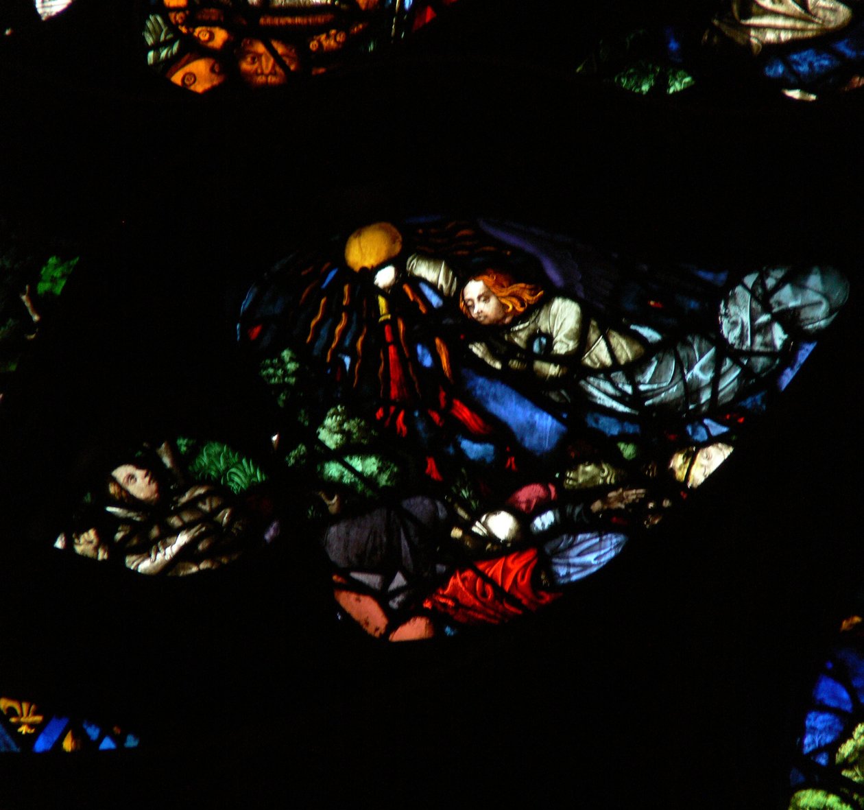 Enken fra den vestlige rosen som skildrer en scene fra Åpenbaringsboken: Fjerde hetteglass helles på solen, brennende menn (16:8). av French School