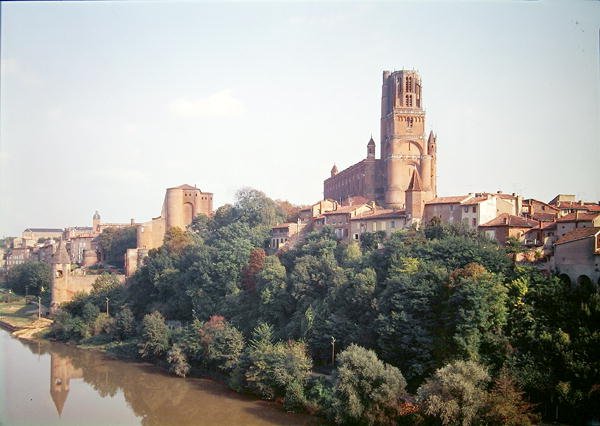 Utsikt over Albi-katedralen, startet i 1282 av French School