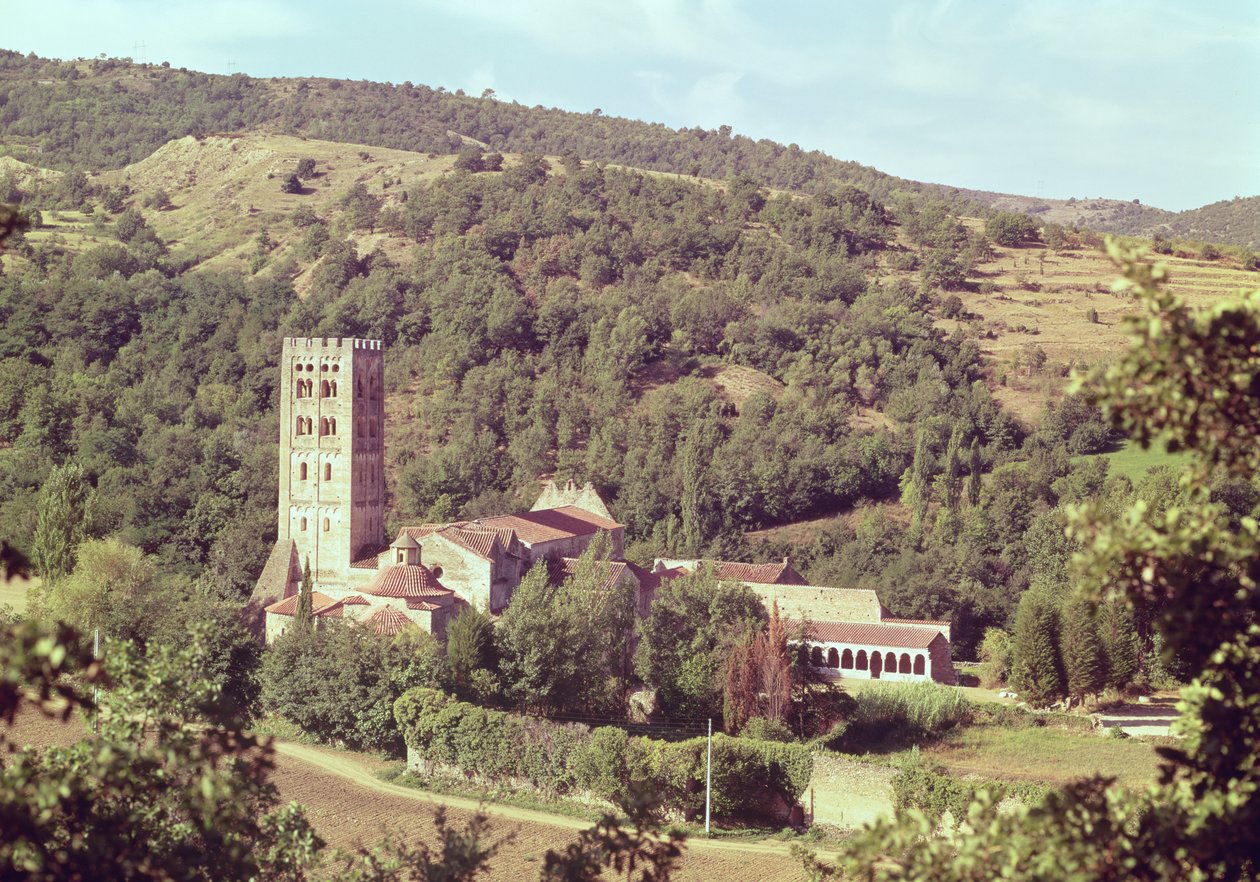 Utsikt over klosteret og kirketårnet av French School