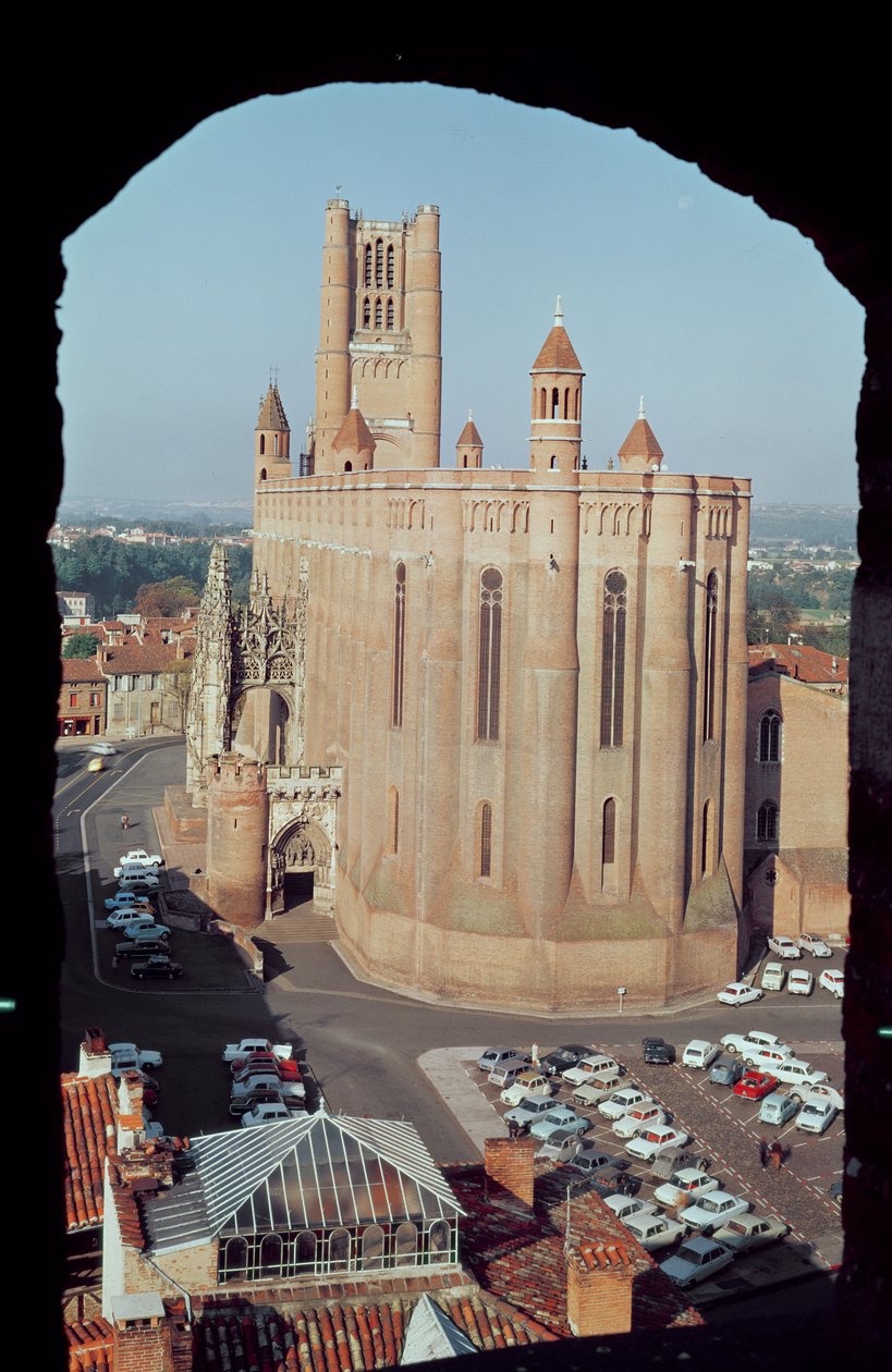Utsikt over katedralen i Sainte-Cecile, 1277-1392 av French School