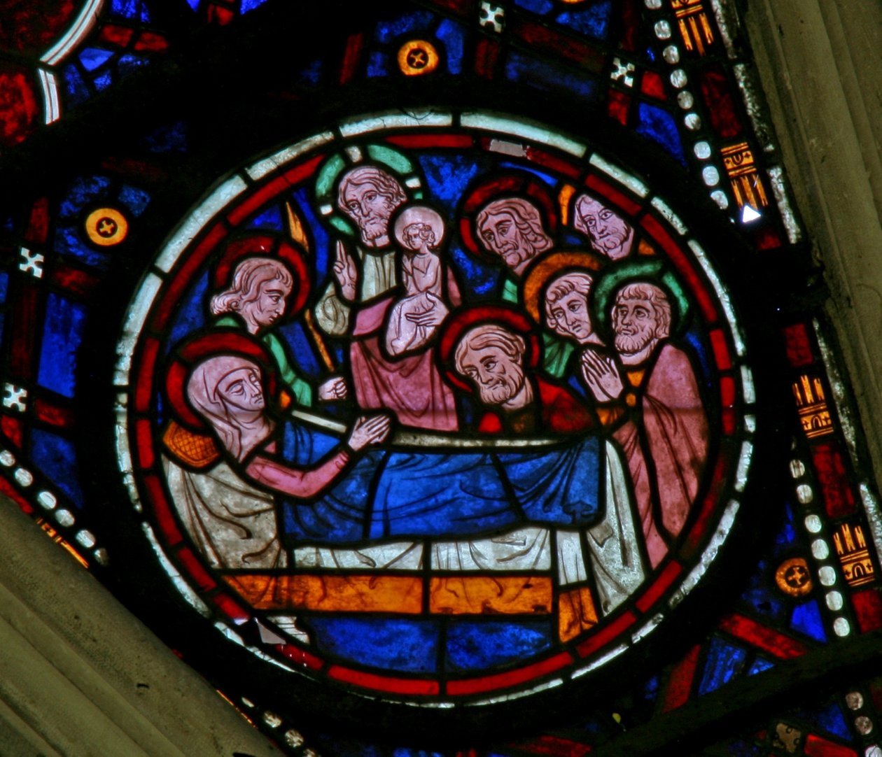 Window North rose som viser Jomfru Marias død av French School
