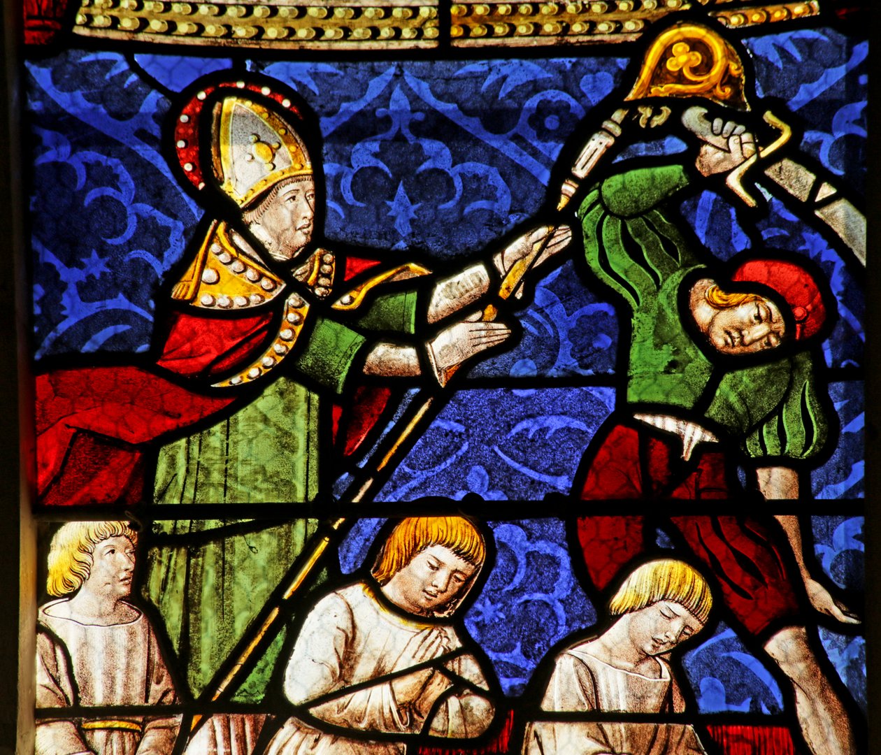 Vindu som viser Saint Nicholas ved henrettelsen av tre menn av French School