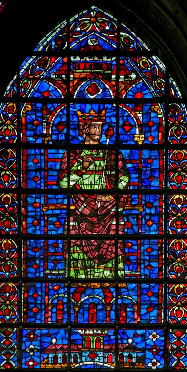 Vindu w127 (øvre figur) som viser en konge av French School