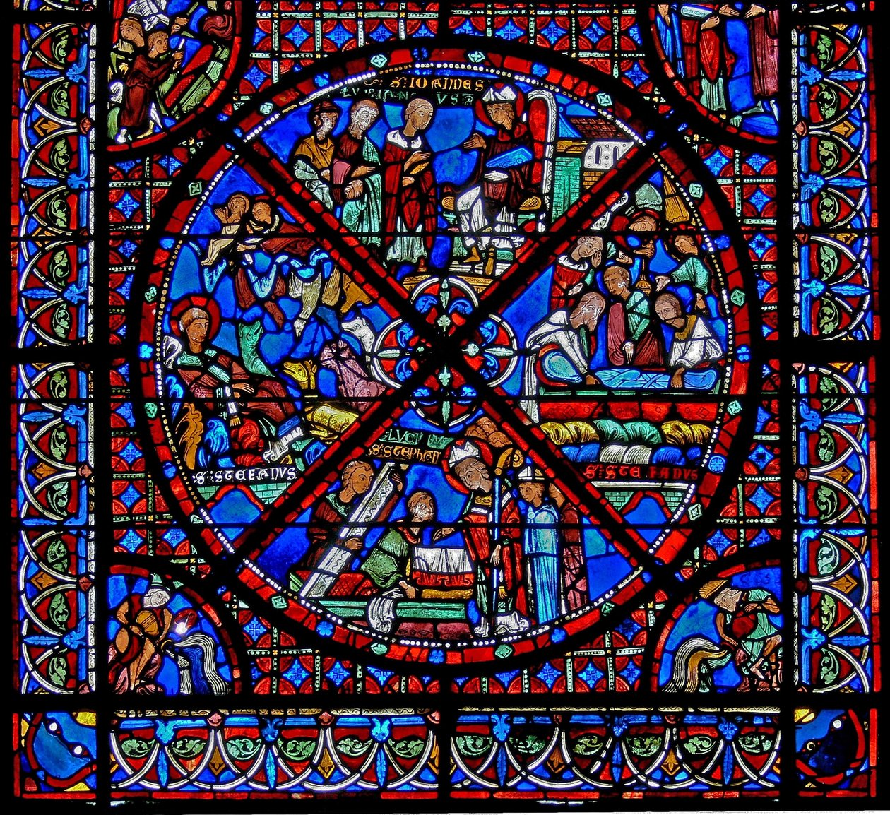 Vindu w15 som viser historien om St Stephens relikvier: den nederste delen av vinduet av French School