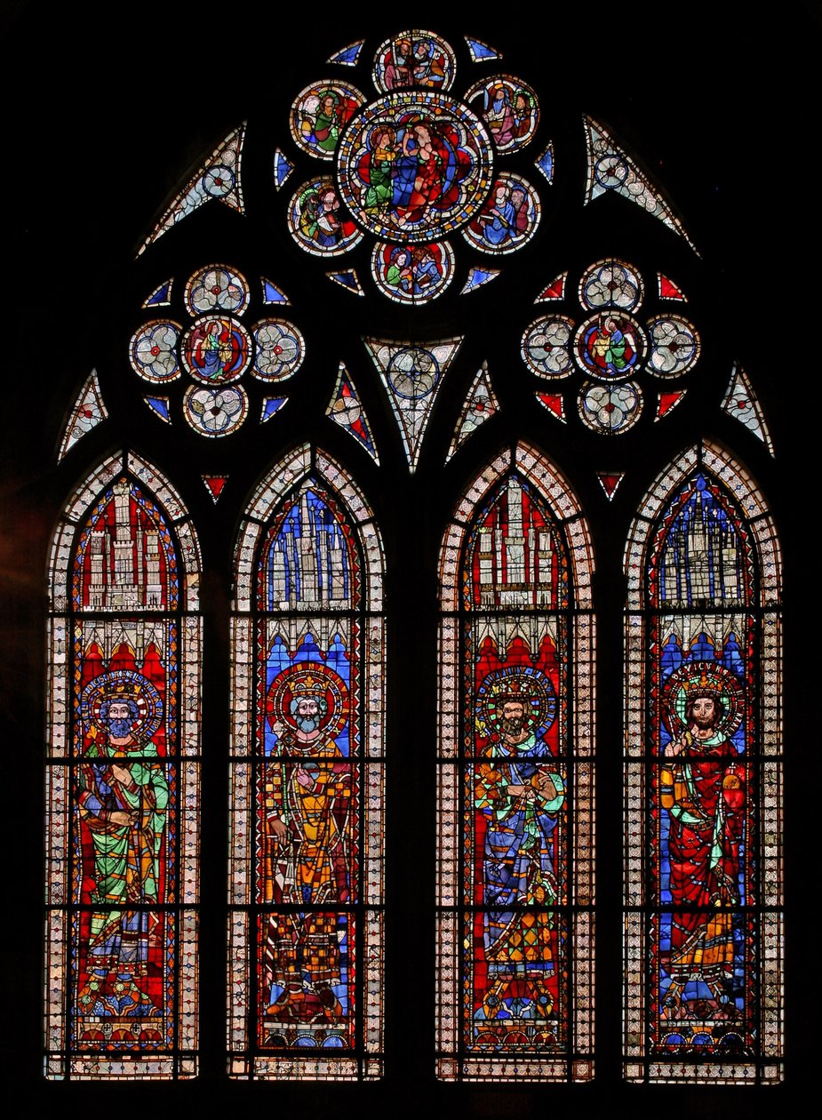 Vindu w9 som viser de hellige romerske keisere: Charles Martel, Charlemagne, Pepin the Short, Louis the Fair av French School