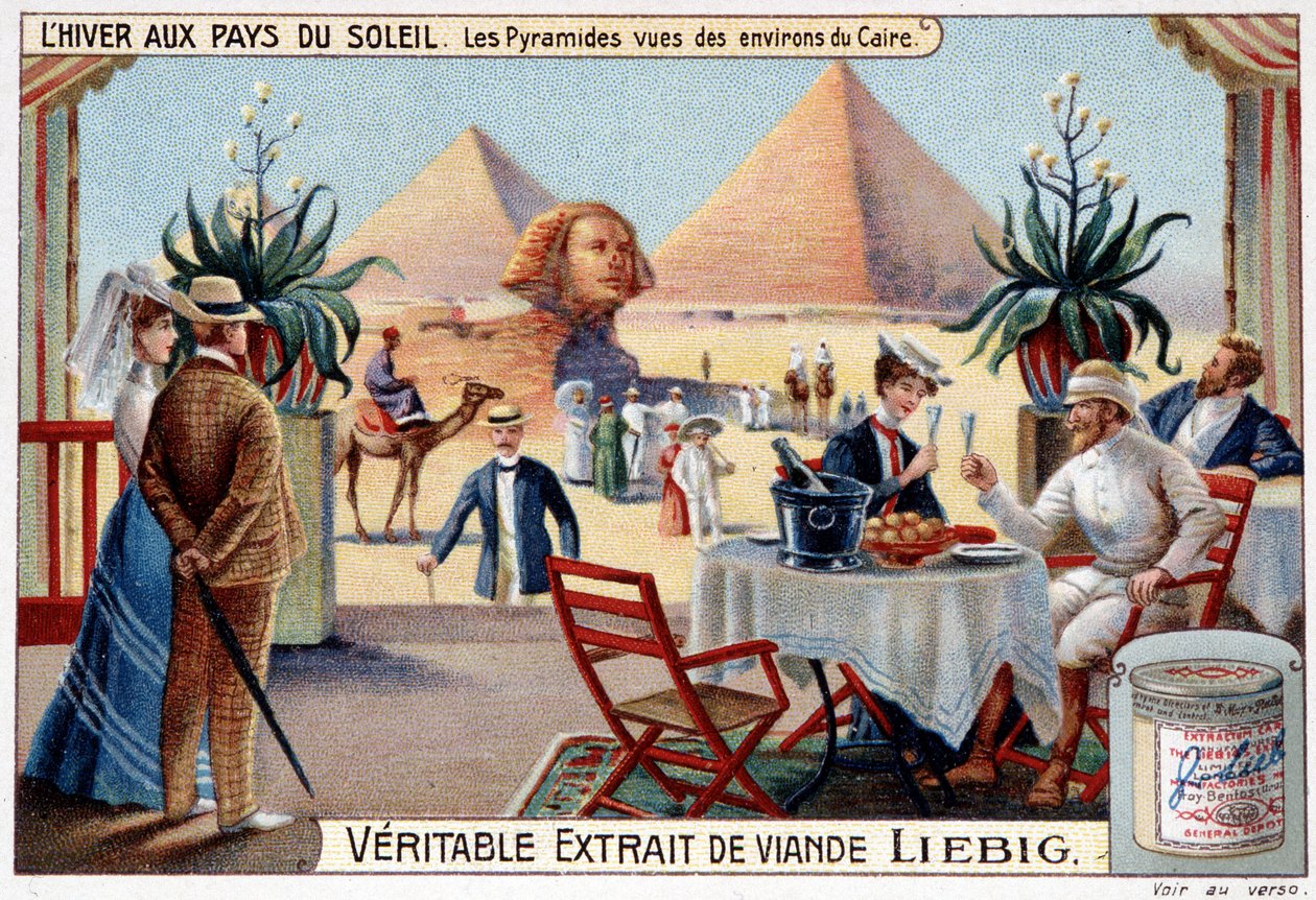 Vinter i solens land: pyramider sett fra omgivelsene til Kairo - Reklamevignett, chromo. Liébig, v.1900. av French School