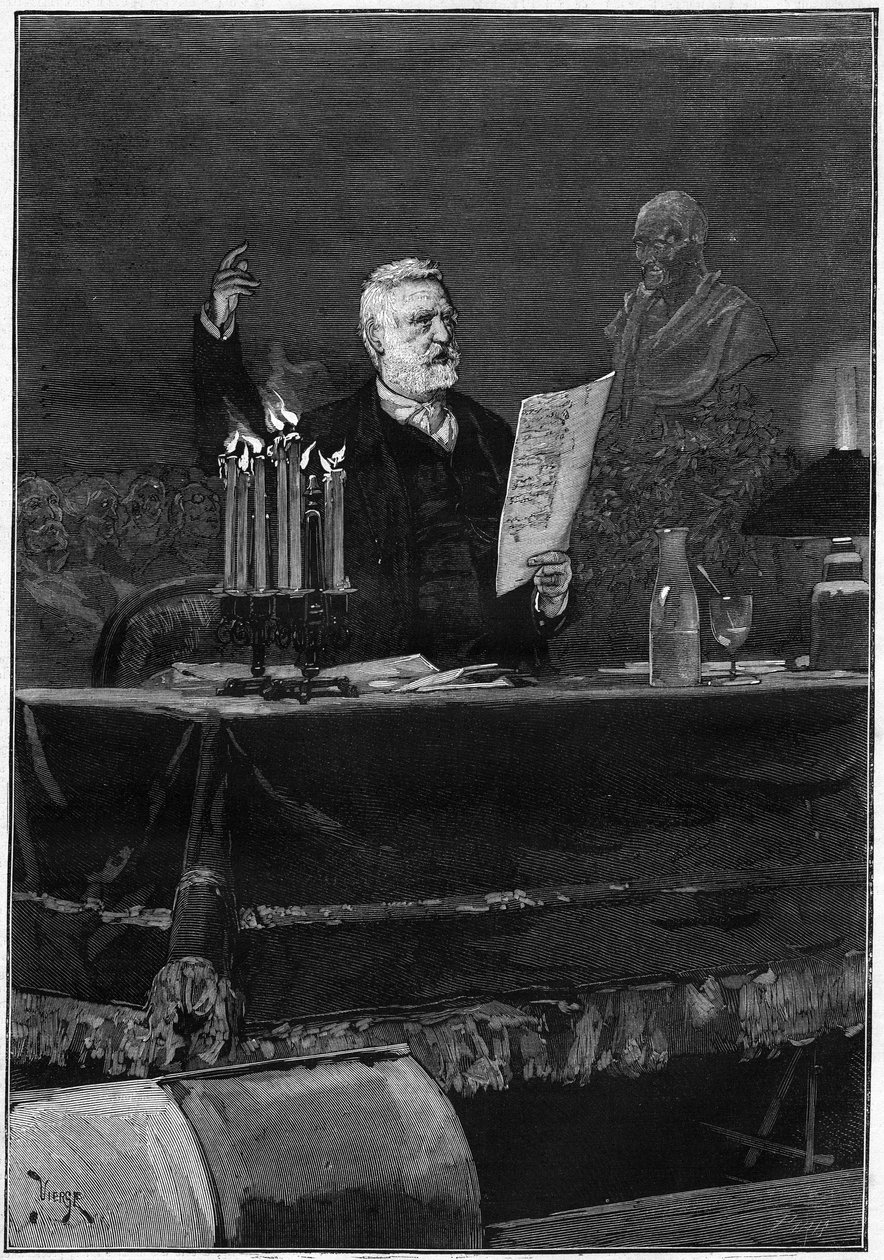 Forfatter Victor Hugo (1802-1885) taler i anledning hundreårsdagen for Voltaires død, berømt ved Theatre de la Gaite i Paris 30. mai 1878. Gravering i "" Le Monde Illustré"" nr. 1106 av 8. juni 1878. av French School