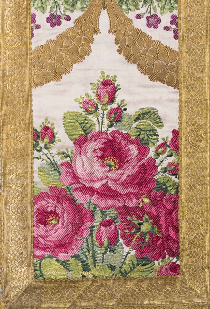 chasubel av et liturgisk ensemble tilbudt av Louis-Philippe 1810 (silkebrodert med gull) av French School