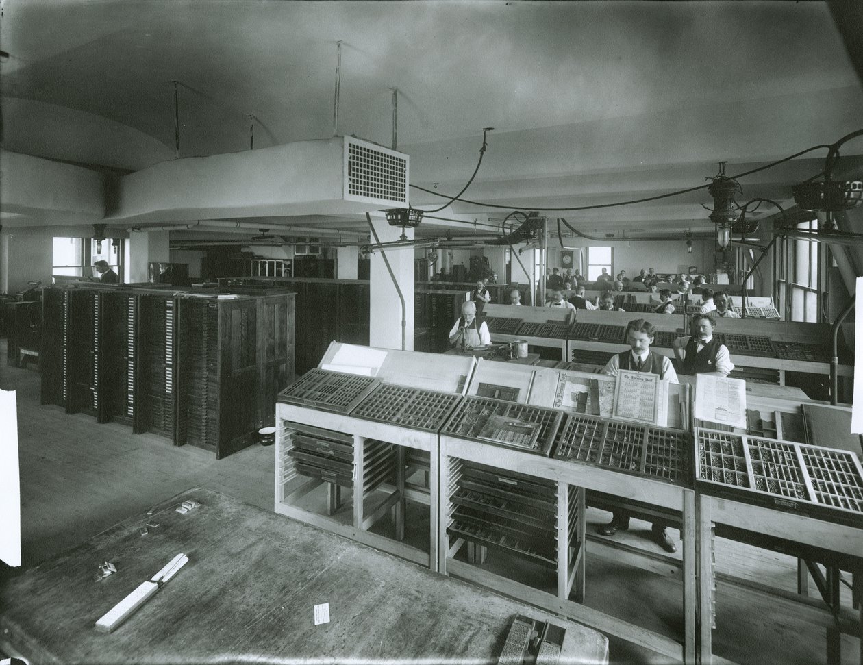 New York Evening Post Type-Setting Room (gelatinsølvbilde) av G.P. Hall und Sohn
