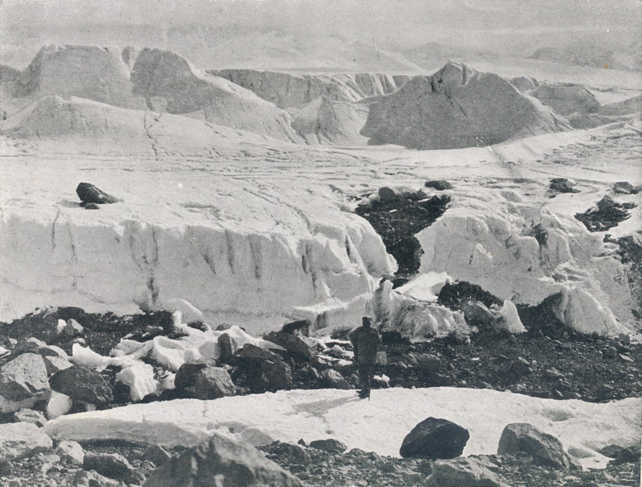 Sprukket is ved inngangen til Priestley Glacier, c1911, 1913 av G. Murray Levick