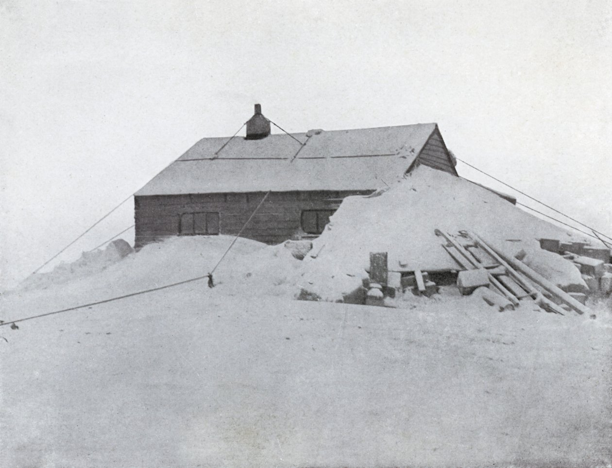 The Hut at Cape Adare, c1911, 1913 av G. Murray Levick