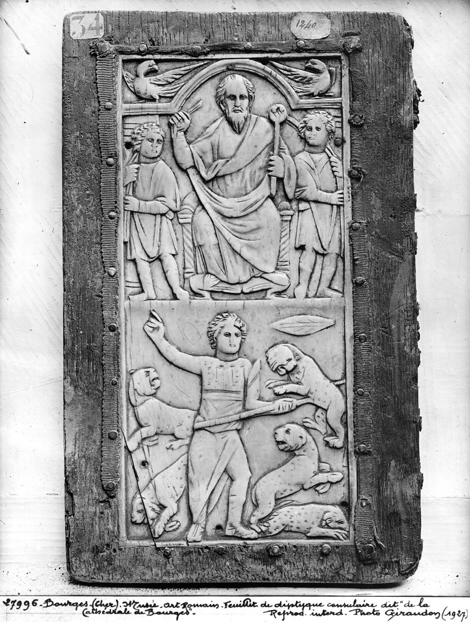 Konsulær diptyk av Aetius, venstre panel (se også 212283) av Gallo Roman
