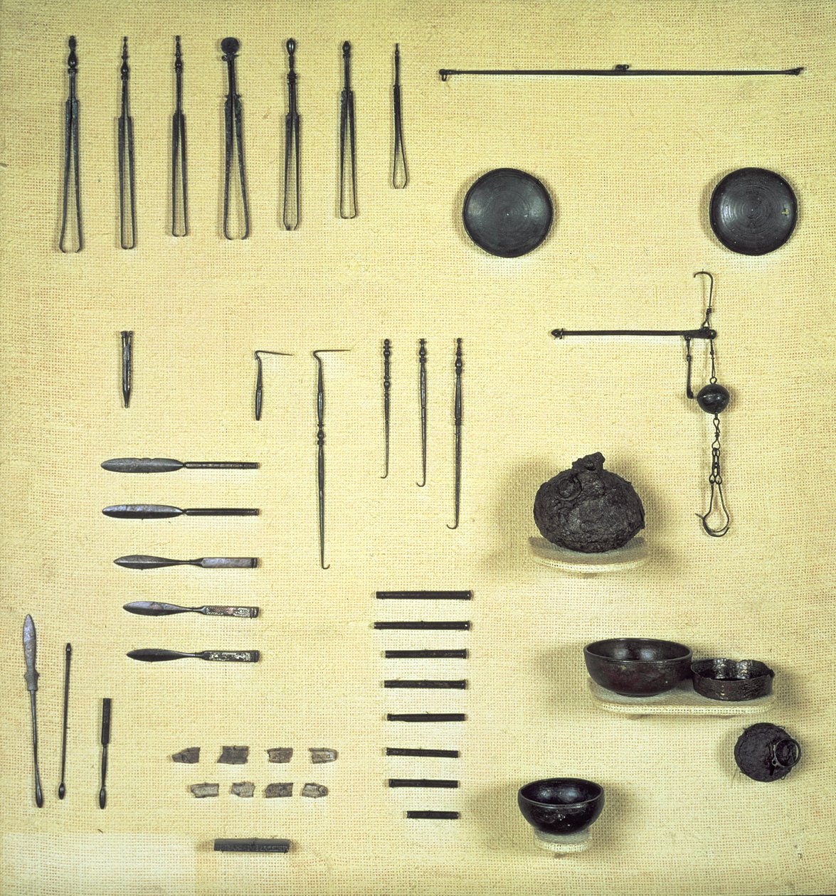Instrumenter fra en okulistens etui, fra Reims (metall) av Gallo Roman