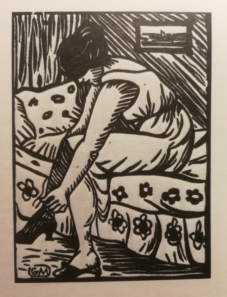 Kvinne som trekker strømpene, tregravering, fra Galerie Barbery (Paris) av Gaspard Maillol