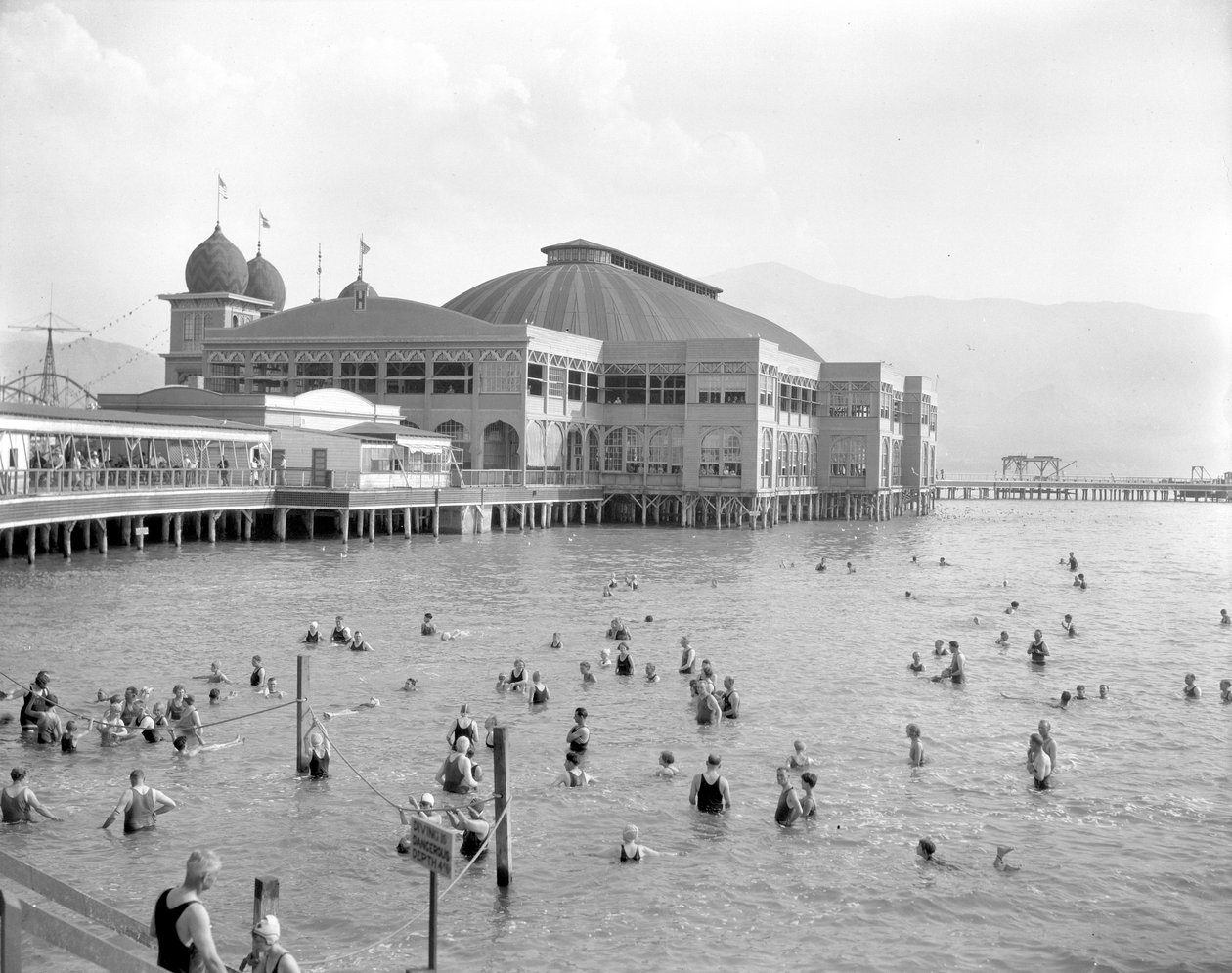 Saltair - Paviljong, ca. 1925-30 av George Lytle Beam