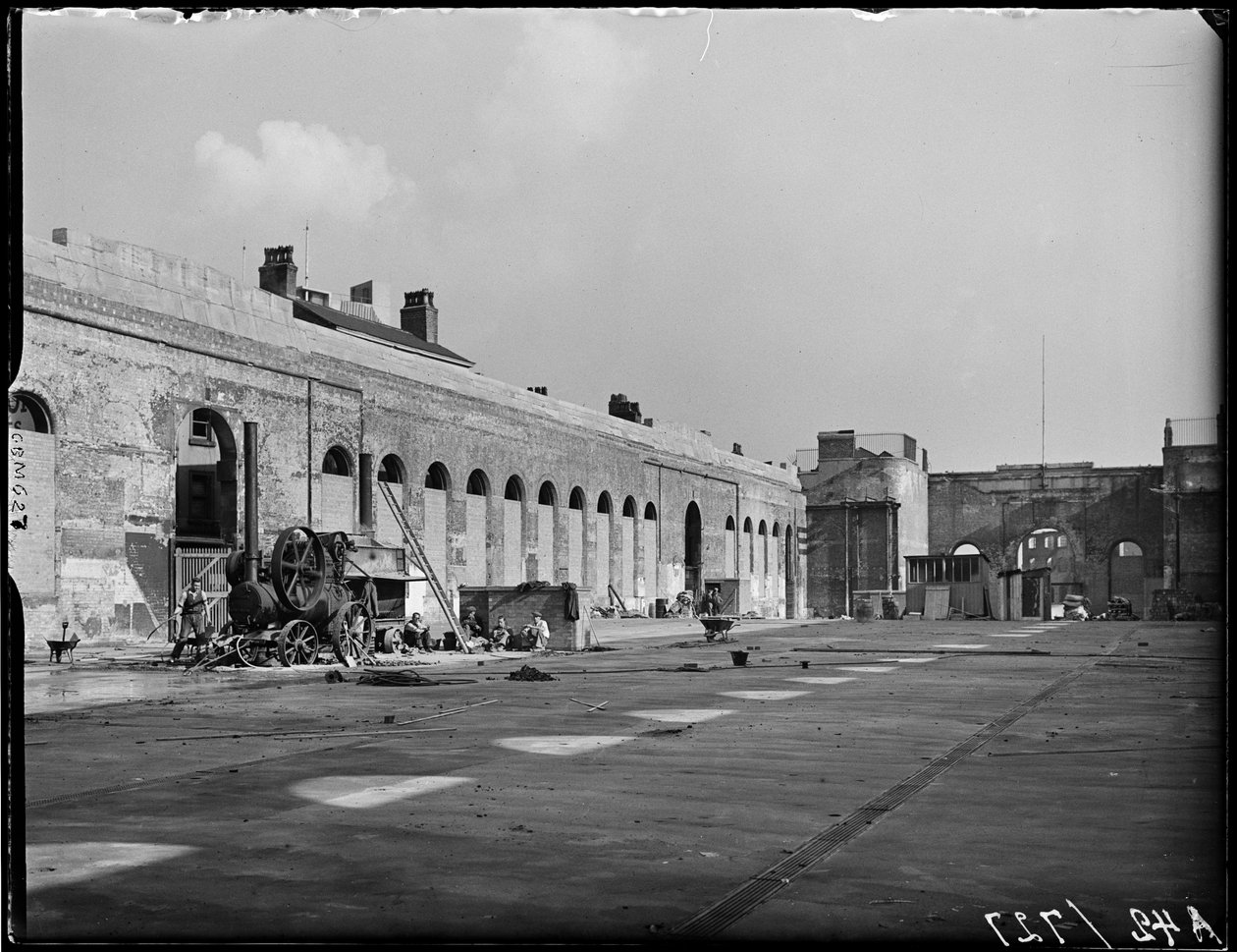 Market Hall, Worcester Street, Bull Ring, Birmingham, 1941. av George Bernard Mason