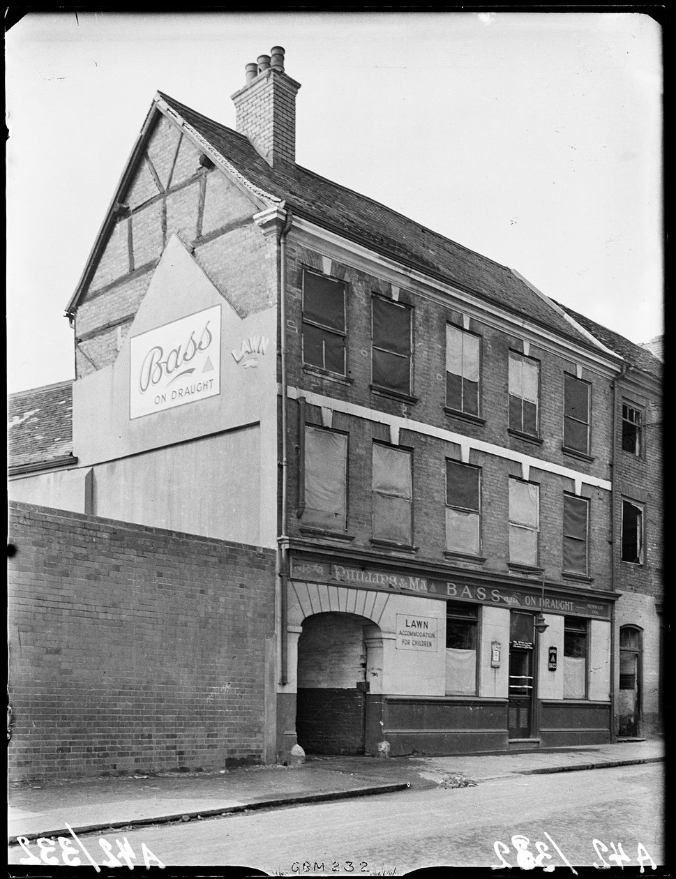 Mermaid Inn, Gosford Street, Coventry, 1941. av George Bernard Mason