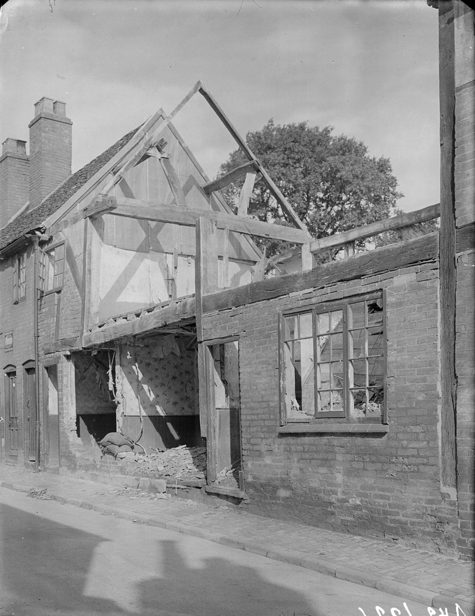 New Street, Coventry, 1941. av George Bernard Mason
