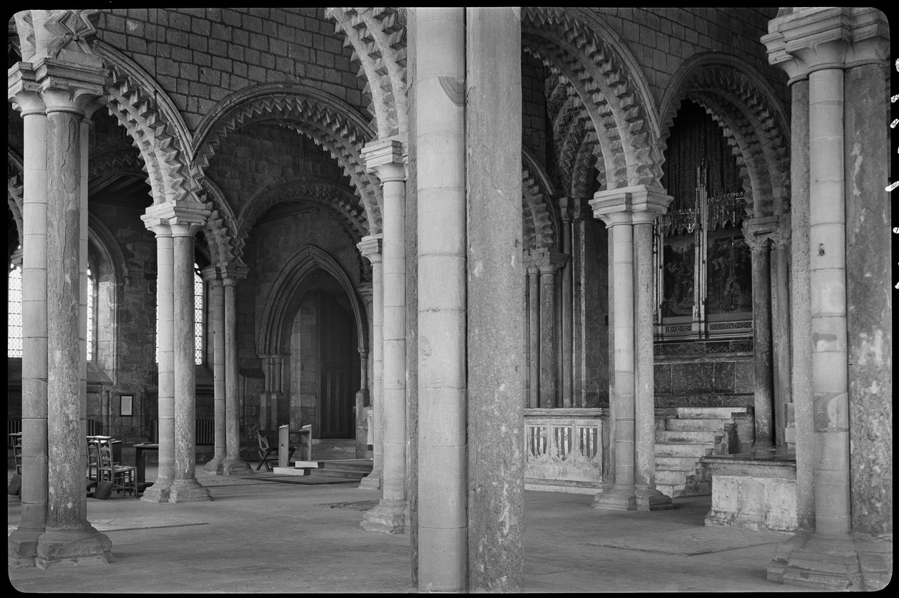Durham Cathedral, Palace Green, Durham, 1942. av George Bernard Wood