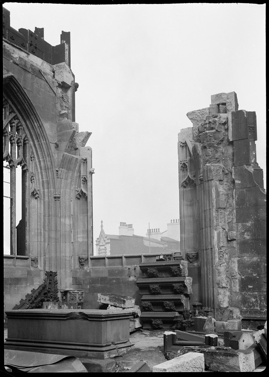 Manchester katedral, Manchester, 1942. av George Bernard Wood