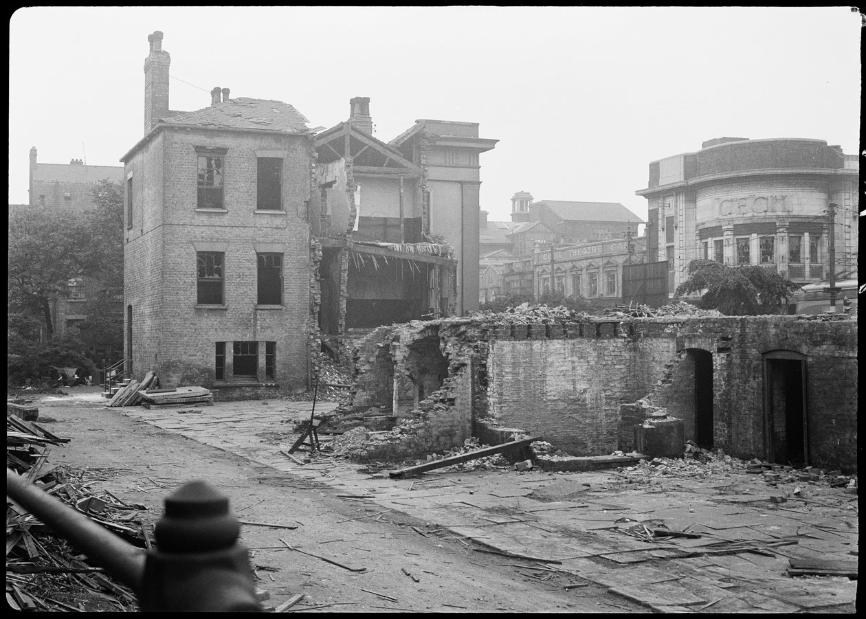 Master Mariners Almshouse, Carr Lane, City of Kingston Upon Hull, 1941. av George Bernard Wood