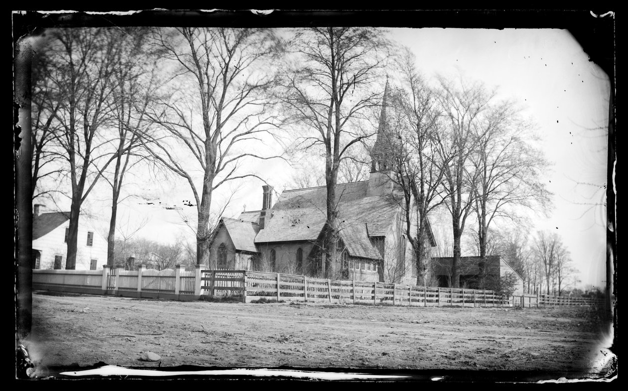 St. Pauls Church, Flatbush, Brooklyn, 1877 (våtkollosjon negativ) av George Bradford Brainerd