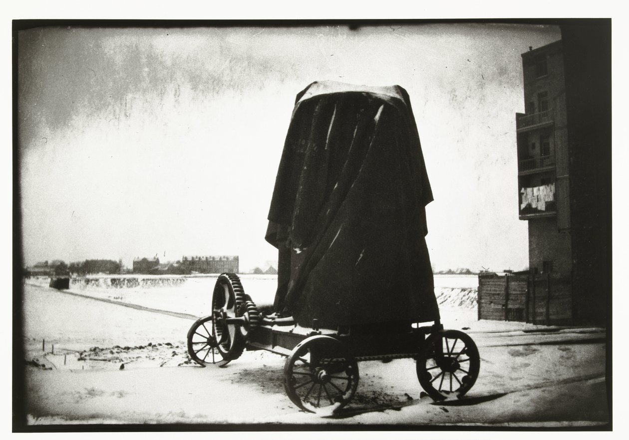 Sementmølle i et vinterlandskap ved Overtoom i Amsterdam av George Hendrik Breitner
