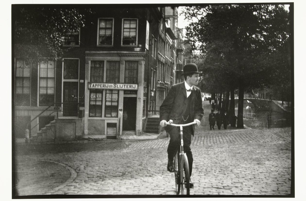 Syklist på Keizersgracht i Amsterdam av George Hendrik Breitner