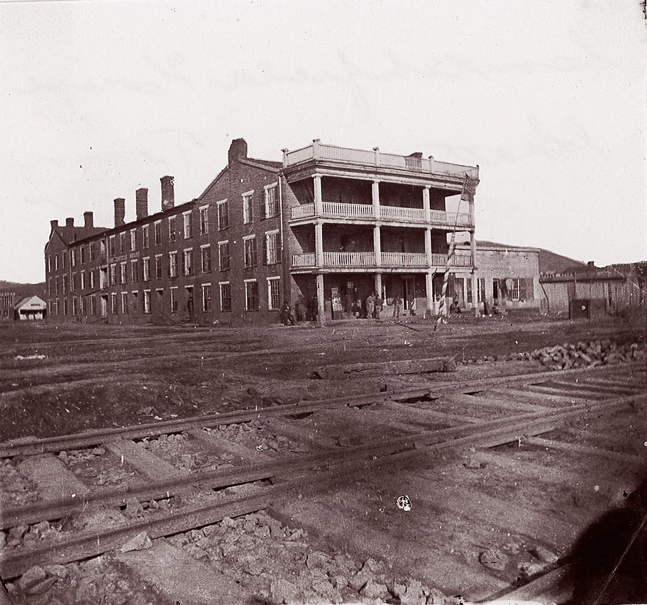 Crutchfield House, Chattanooga, Tennessee, ca. 1864. av George N. Barnard