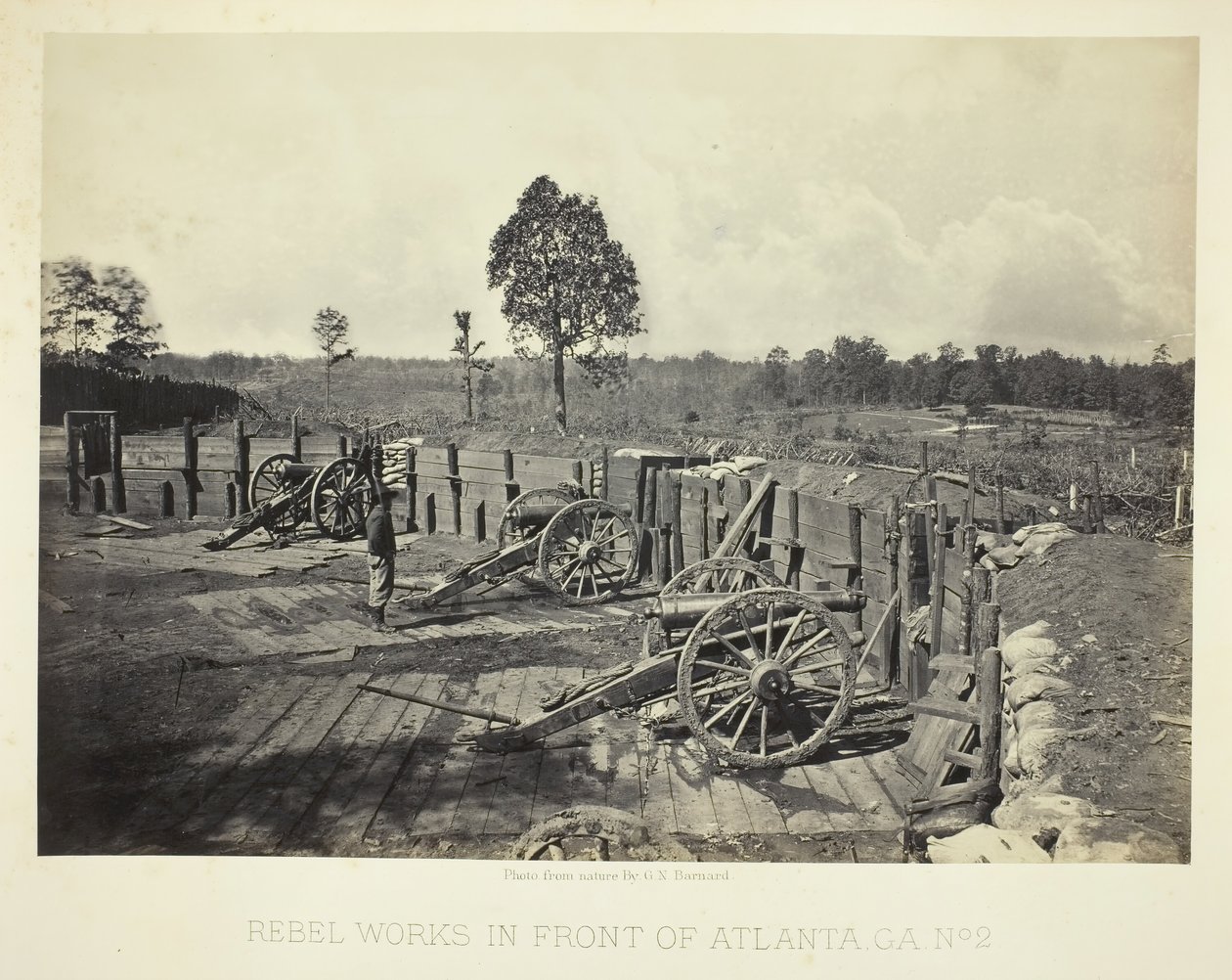 Rebel Works foran Atlanta, GA, nr. 2, 1864. av George N. Barnard