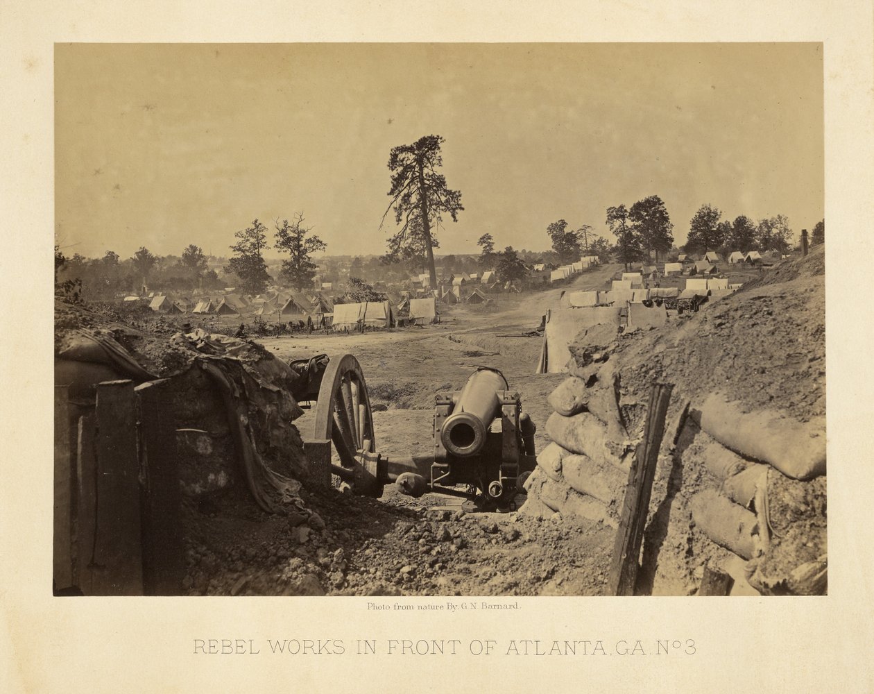 Konfødererte anlegg foran Atlanta, Georgia, nr. 3 av George N. Barnard