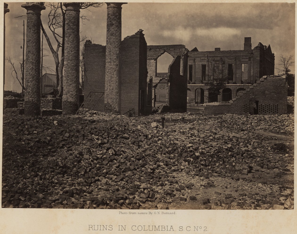 Ruiner i Columbia, S.C. nr. 2 av George N. Barnard