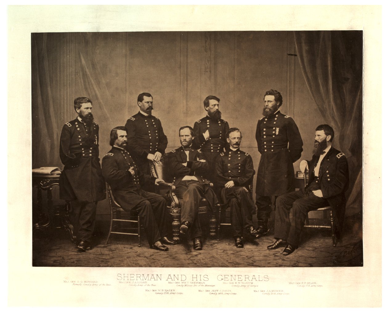 Sherman og hans generaler [Blair lagt til fra et annet negativ før utskrift], 1865 (sepia-bilde) av George N. Barnard